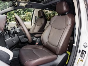 Toyota Sienna 2022 - Em Lộc MT Auto bán xe màu trắng