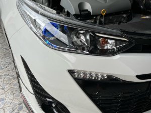 Toyota Yaris 2018 - Cần bán gấp xe đăng ký lần đầu 2019 nhập khẩu, biển số đẹp