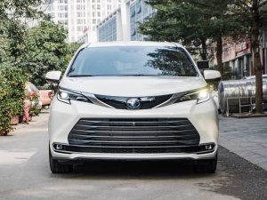 Toyota Sienna 2022 - Màu trắng, nhập khẩu