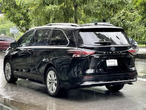 Toyota Sienna 2022 - Em Lộc MT Auto có màu đen