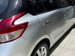 Toyota Yaris 2015 - Màu bạc, xe nhập