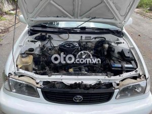 Toyota Corona 2001 - Xe màu trắng