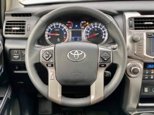 Toyota 4 Runner 2018 - Màu trắng, nhập khẩu nguyên chiếc