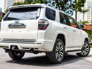 Toyota 4 Runner 2018 - Màu trắng, nhập khẩu nguyên chiếc