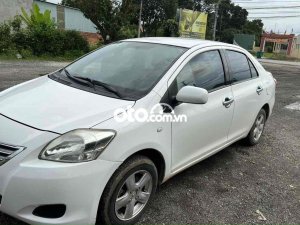 Toyota Vios 2012 - Màu trắng