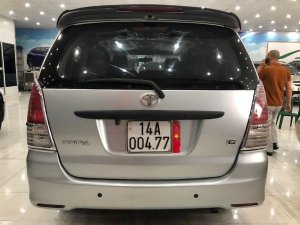 Toyota Innova 2011 - Màu bạc, giá 278tr