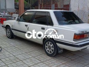 Toyota Camry 1980 - Màu trắng, nhập khẩu nguyên chiếc xe gia đình