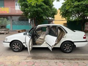 Toyota Corolla 2000 - Màu trắng, giá cực tốt