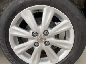 Toyota Yaris 2013 - Màu bạc