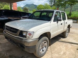 Toyota Hilux 2005 - Màu trắng, nhập khẩu nguyên chiếc