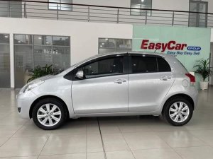 Toyota Yaris 2013 - Màu bạc