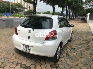 Toyota Yaris Verso 2010 - Màu trắng, nhập khẩu nguyên chiếc 