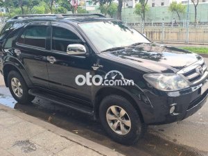 Toyota Fortuner 2008 - Màu đen, xe nhập số tự động