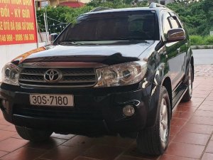 Toyota Fortuner 2009 - Xe màu đen