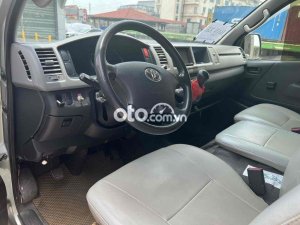 Toyota Hiace 2011 - Xe đăng kiểm dài đến năm 2031