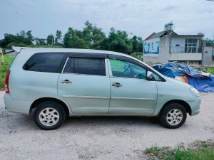 Toyota Innova 2007 - Xe màu bạc