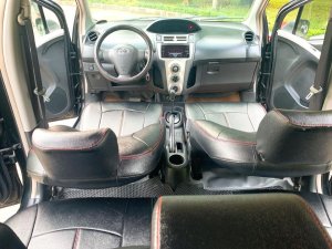 Toyota Yaris 2008 - Màu đen, nhập khẩu