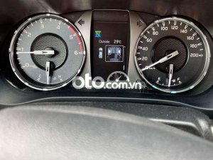Toyota Hilux 2021 - Xe siêu lướt