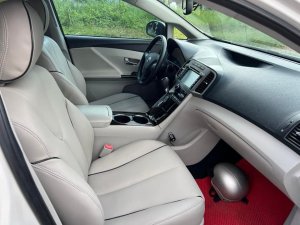 Toyota Venza 2009 - Bán xe  sản xuất năm 2009, màu trắng, nhập khẩu nguyên chiếc