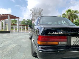 Toyota Crown 1994 - Màu đen