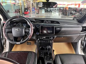 Toyota Hilux 2020 - Hai cầu, máy dầu, cực đẹp