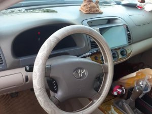 Toyota Camry 2003 - Màu đen, giá chỉ 228 triệu