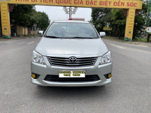 Toyota Innova 2010 - Form mới 2013, đèn mới