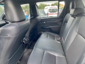 Toyota Hilux 2019 - Nhập Thái-Bán chính hãng-Có bảo hành