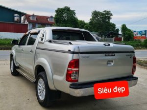 Toyota Hilux 2014 - Còn mới giá tốt 448tr