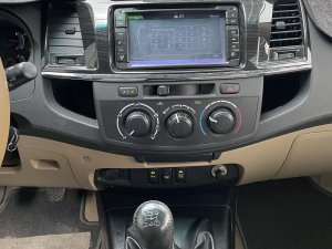 Toyota Fortuner 2015 - Xe 7 chỗ gia đình gầm cao máy dầu - Bền bỉ - Tiết kiệm