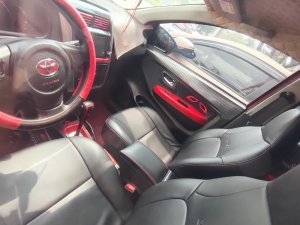 Toyota 2020 - Bán xe màu đỏ