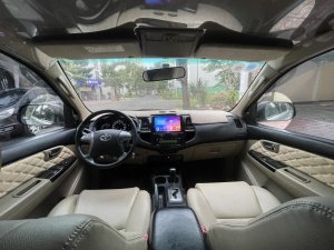 Toyota Fortuner 2016 - Số tự động, máy xăng, 1 cầu, màu bạc, odo 90.000km