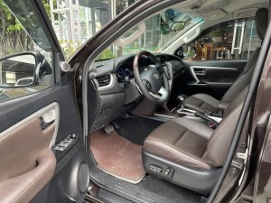 Toyota Fortuner 2016 - Đk lần đầu 2017, form mới, biển TPHCM, hỗ trợ góp, đổi xe