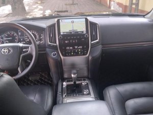 Toyota Land Cruiser 2016 - Xe màu đen