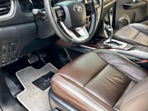 Toyota Fortuner 2019 - Cần bán gấp xe một chủ từ đầu giá tốt