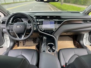 Toyota Camry 2020 - Siêu lướt biển Hà Nội