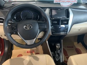 Toyota Yaris 2019 - Xe màu đỏ
