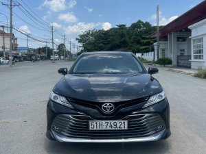 Toyota Camry 2020 - Bản cao cấp nhất nhập Thái Lan, đi chuẩn 2 vạn km xịn