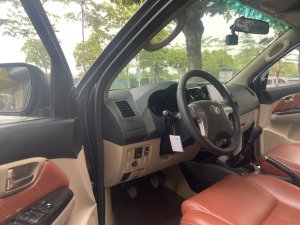 Toyota Fortuner 2014 - Cần bán xe màu đen