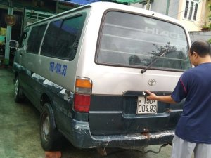 Toyota Hiace 2001 - Cần bán gấp xe 3 chỗ