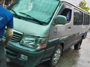 Toyota Hiace 2001 - Cần bán gấp xe 3 chỗ