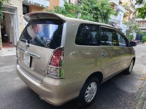 Toyota Innova 2011 - Màu nâu-vàng, gia đình sử dụng mới 95%