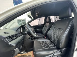 Toyota Yaris 2016 - Xe biển thành phố - Xe đi được 7v - Giấy tờ đầy đủ + Tặng thẻ chăm xe 1 năm của oto.com.vn