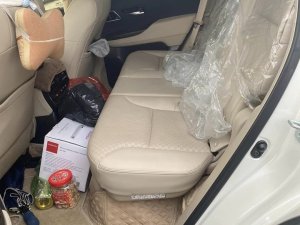 Toyota Land Cruiser 2021 - Màu trắng, nhập khẩu nguyên chiếc