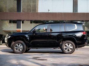 Toyota Land Cruiser 2022 - New 99,9%, màu đen