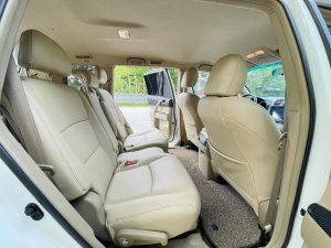 Toyota Highlander 2011 - Màu trắng, xe nhập, 755tr