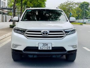 Toyota Highlander 2011 - Màu trắng, giá 755tr