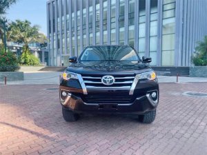 Toyota Fortuner 2017 - 5v km mới chấm hết luôn ạ