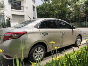 Toyota Vios 2015 - Màu vàng cát, chính chủ gia đình sử dụng