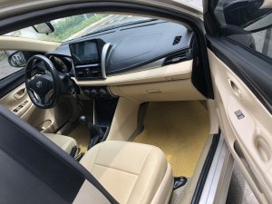 Toyota Vios 2015 - Màu vàng cát, chính chủ gia đình sử dụng